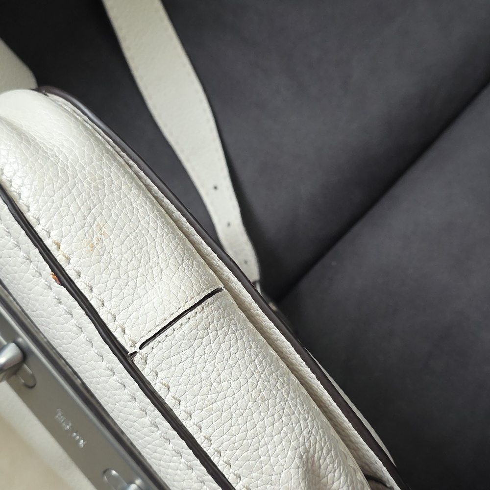 Coach Cream Leather Crossbody Bag with Silver Hardware - Picture 9 of 11